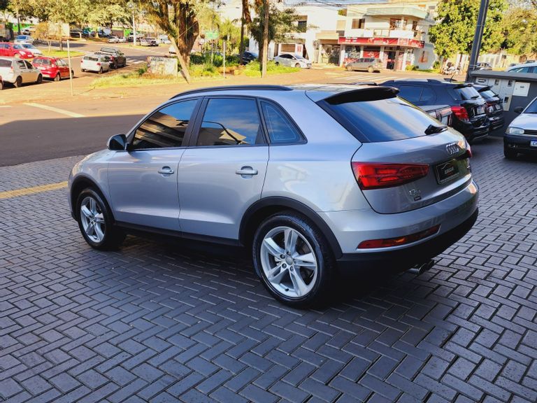 Audi Q3 1.4 TFSI/TFSI Flex S-tronic 5p