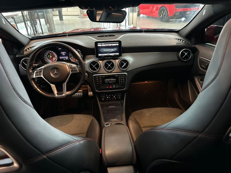 Mercedes GLA 250 Sport 2.0 TB 16V 4x2  211cv Aut.