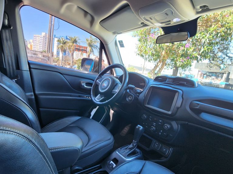 Jeep Renegade Longitude 1.8 4x2 Flex 16V Aut.
