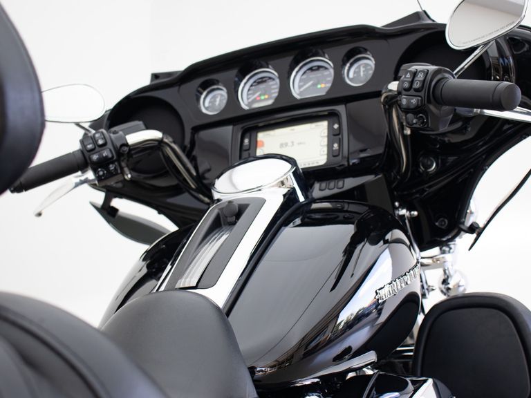Harley ELECTRA GLIDE ULTRA LIMITED FLHTK