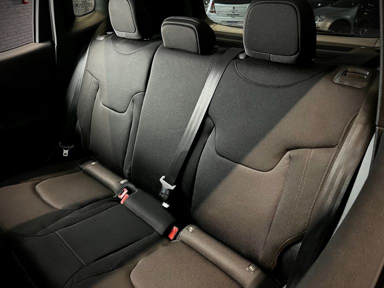 Jeep Renegade STD 1.8 4x2 Flex 16v Aut.