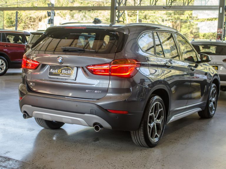 BMW X1 SDRIVE 20i X-Line 2.0 TB Active Flex