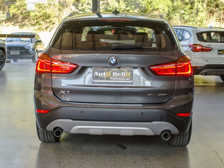 BMW X1 SDRIVE 20i X-Line 2.0 TB Active Flex