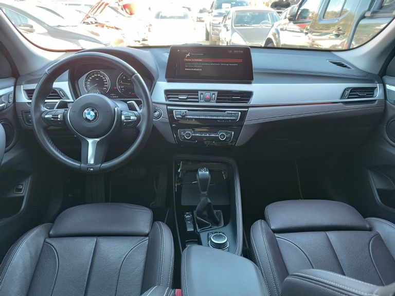 BMW X1 SDRIVE 20i X-Line 2.0 TB Active Flex