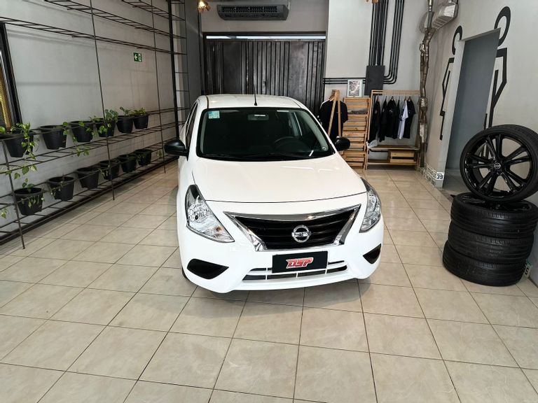 Nissan VERSA V-DRIVE Esp.Ed. 1.6 16v Flex Aut.