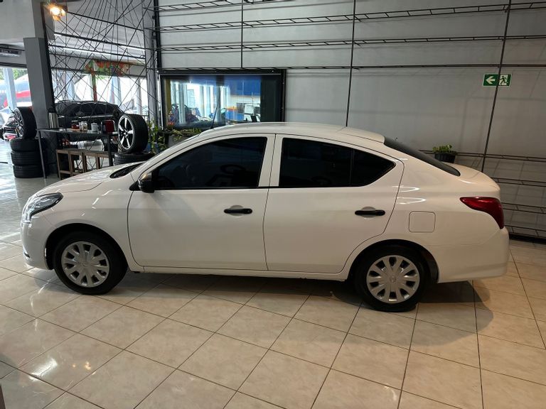 Nissan VERSA V-DRIVE Esp.Ed. 1.6 16v Flex Aut.