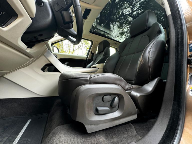 Land Rover Range R.EVOQUE Prestige Tech 2.0 Aut 5p