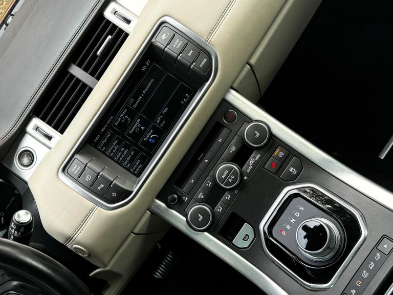 Land Rover Range R.EVOQUE Prestige Tech 2.0 Aut 5p