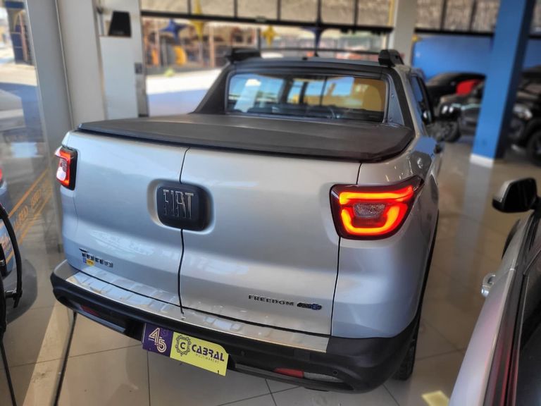 Fiat Toro Freedom 1.8 16V Flex Aut.