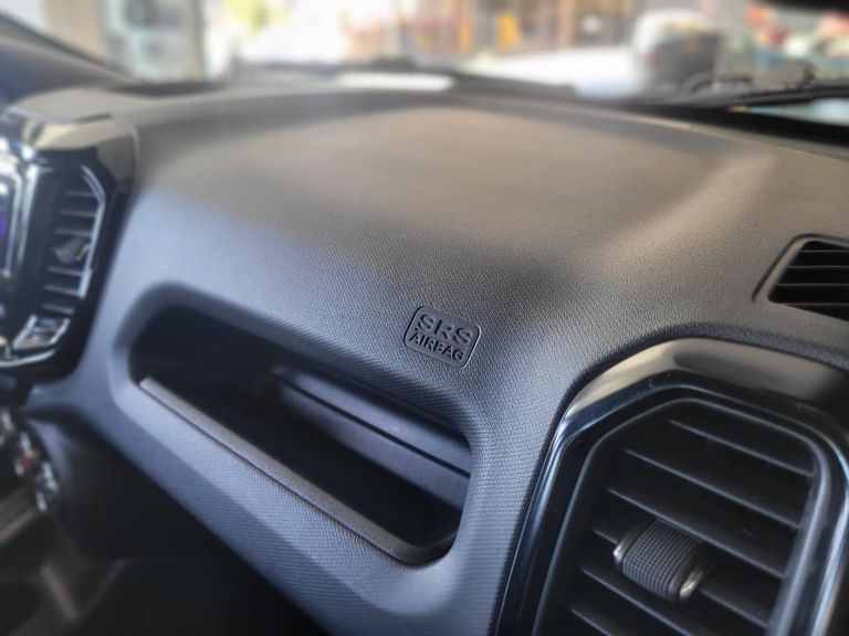 Fiat Toro Freedom 1.8 16V Flex Aut.