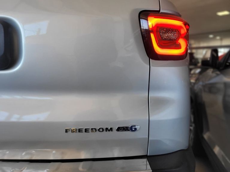 Fiat Toro Freedom 1.8 16V Flex Aut.