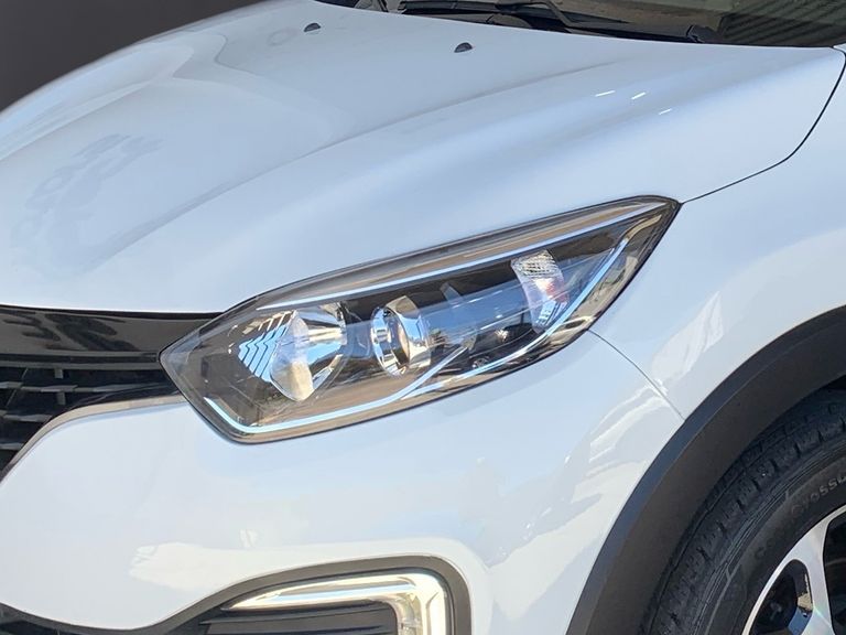 Renault CAPTUR Intense Bose 1.6 16V Flex 5p Aut.