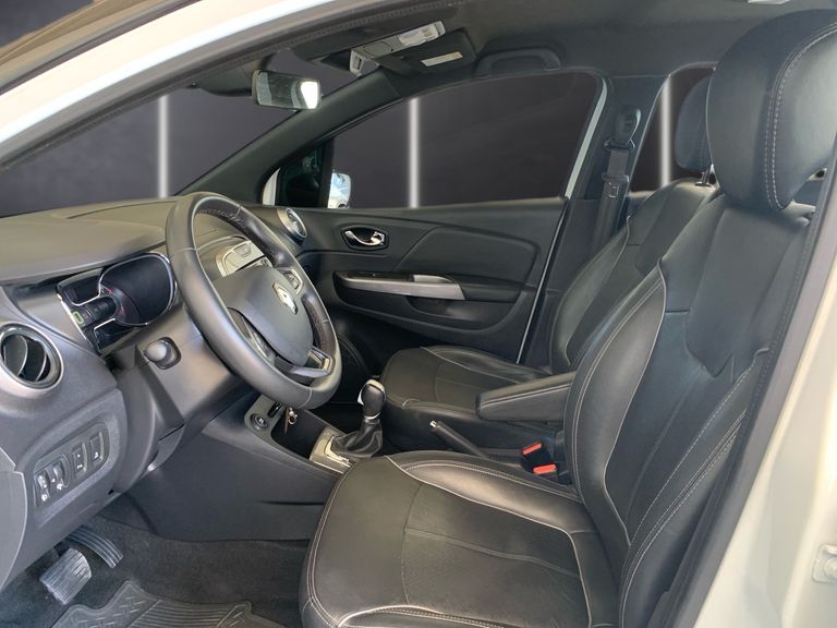 Renault CAPTUR Intense Bose 1.6 16V Flex 5p Aut.