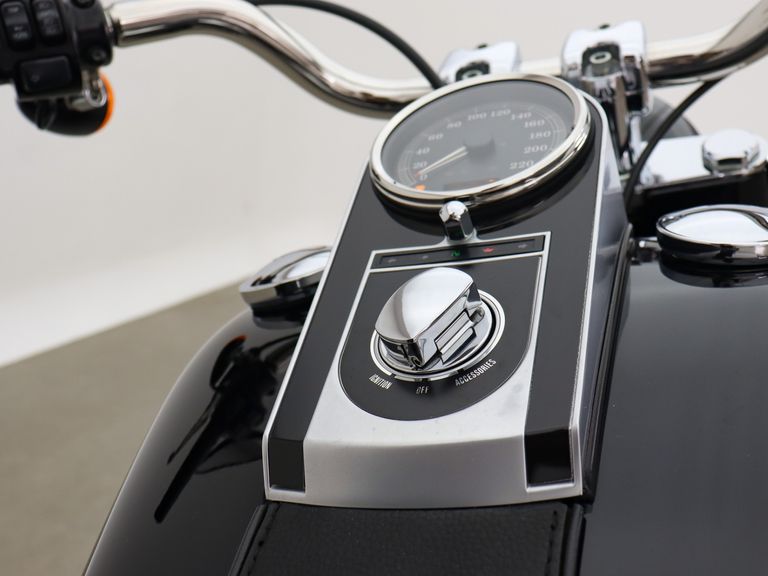 Harley FAT BOY LOW/ SPECIAL FLSTFB