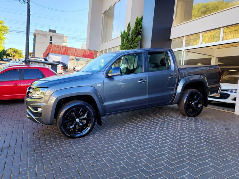 VolksWagen AMAROK Highline CD 3.0 4x4 TB Dies. Aut.