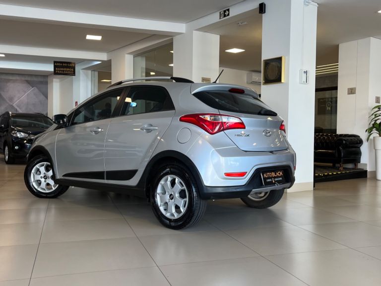 Hyundai HB20X Premium 1.6 Flex 16V Mec.