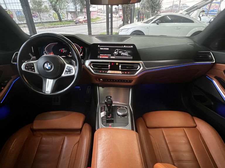 BMW 330i M Sport 2.0 TB 16V 4p