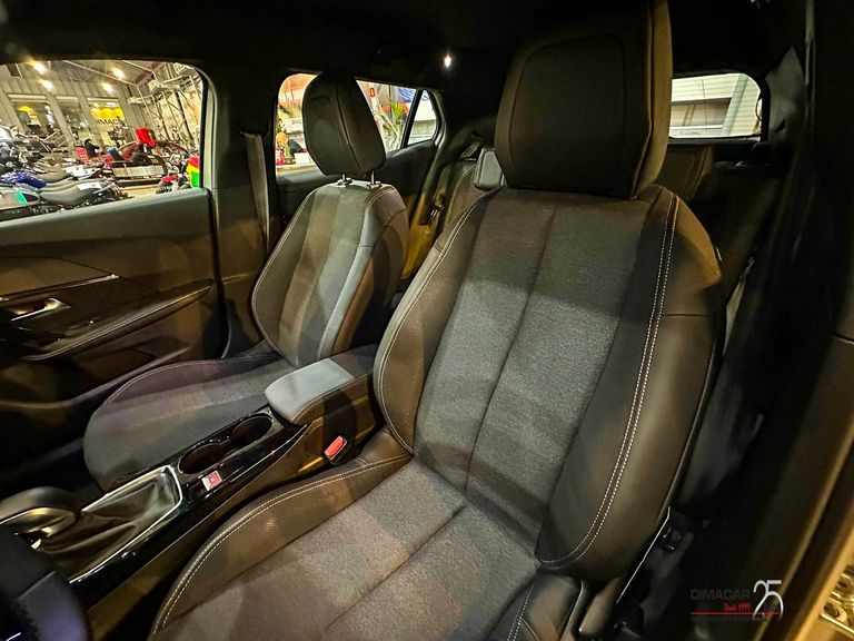 Peugeot 2008 Active 1.0 Turbo Flex 5p Aut.