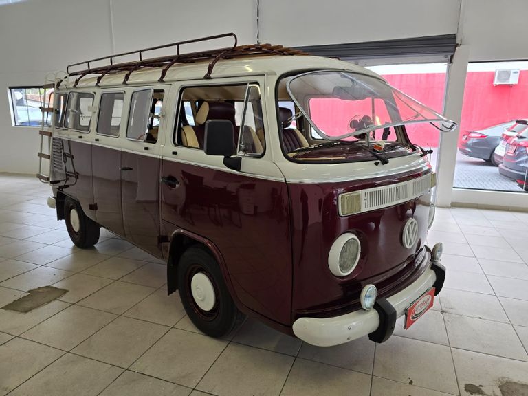 VolksWagen Kombi Standard/ Luxo/ Série Prata