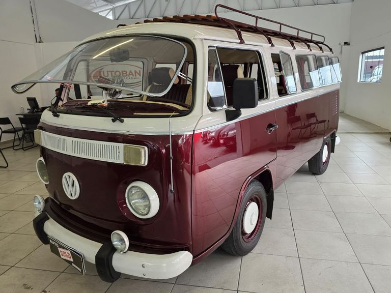 VolksWagen Kombi Standard/ Luxo/ Série Prata