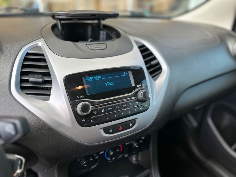 Ford Ka 1.5 Sedan SE 12V Flex 4p Aut.