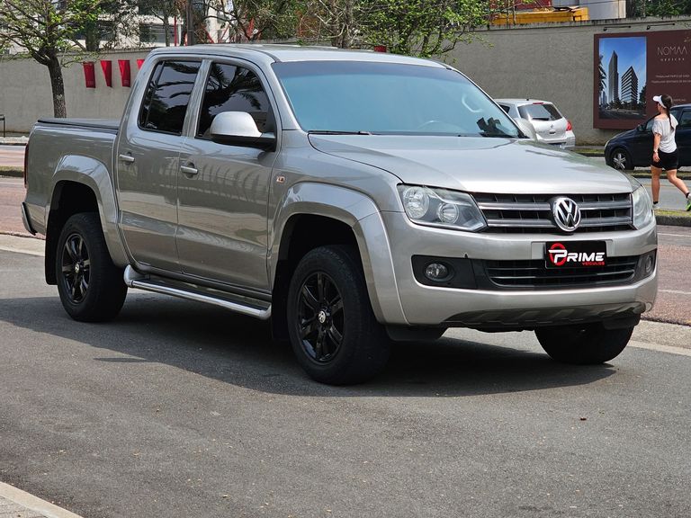 VolksWagen AMAROK Trendline CD 2.0 16V TDI 4x4 Dies