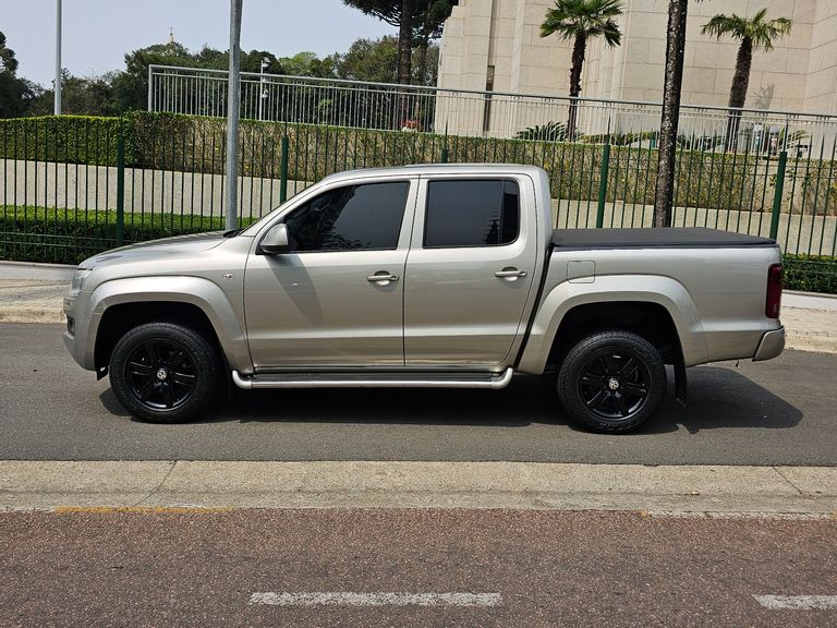 VolksWagen AMAROK Trendline CD 2.0 16V TDI 4x4 Dies