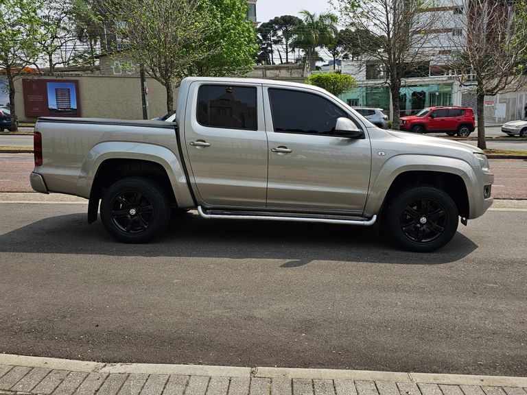 VolksWagen AMAROK Trendline CD 2.0 16V TDI 4x4 Dies