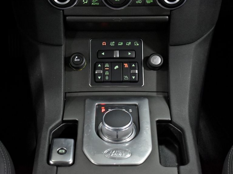 Land Rover Discovery4 SE 3.0 4x4 TDV6/SDV6 Die.Aut.