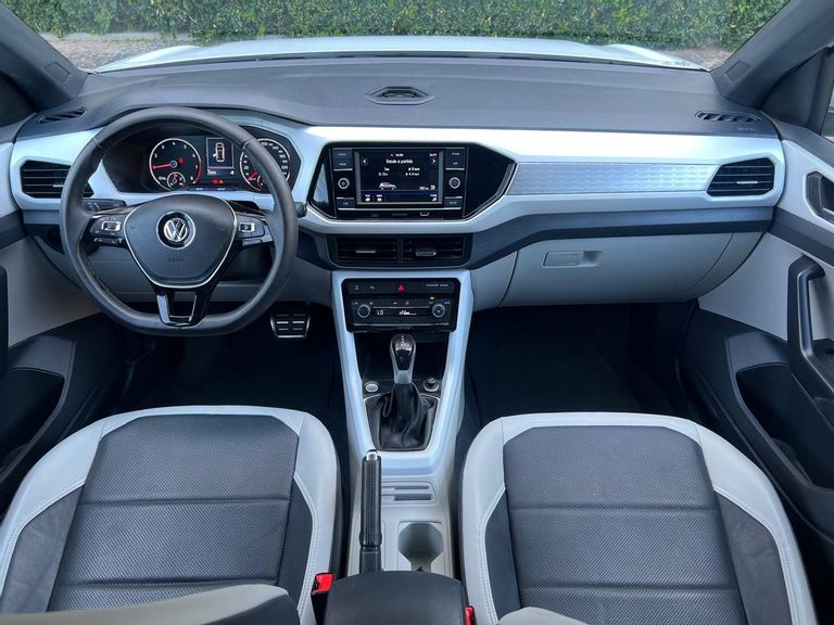 VolksWagen T-Cross Highline 1.4 TSI Flex 16V 5p Aut