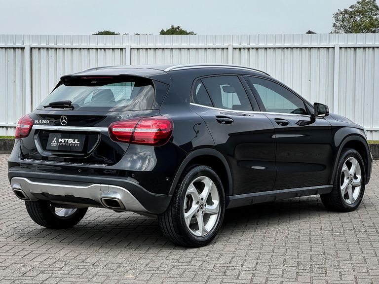 Mercedes GLA 200 Advance 1.6/1.6 TB 16V Flex Aut.