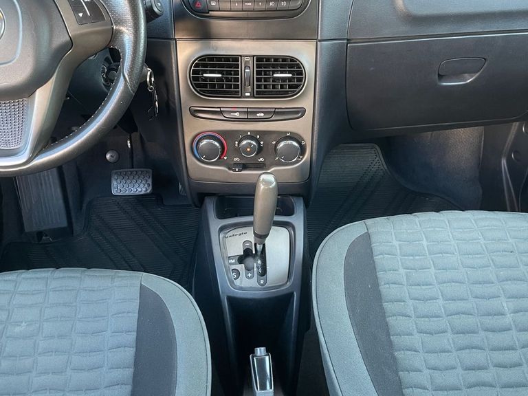 Fiat Idea A.Ext./A..Ext.Loc.Dual. 1.8 Flex 5p