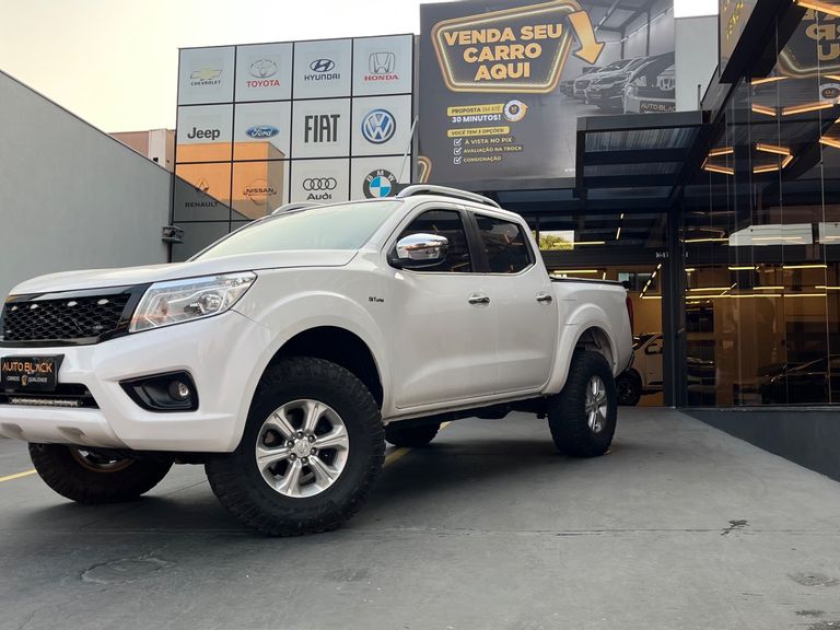 Nissan Frontier LE CD 4x4 2.3 Bi-TB Diesel Aut.