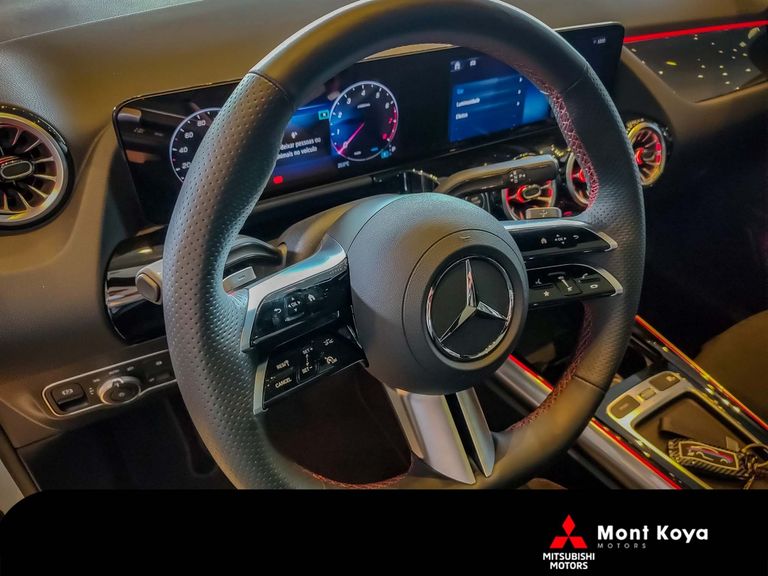 Mercedes GLA 200 AMG Line 1.3 16V TB Aut.(Híb.)