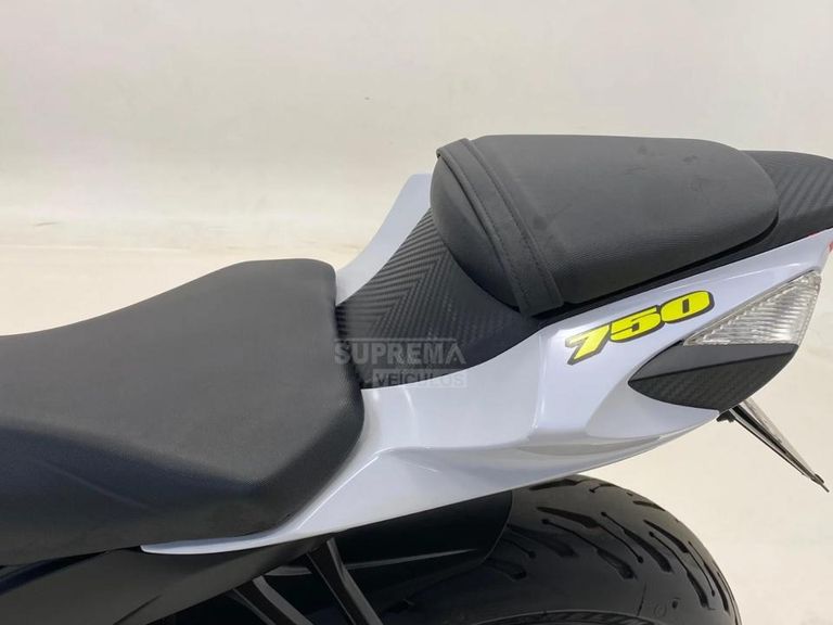 SUZUKI GSX-R 750 W SRAD