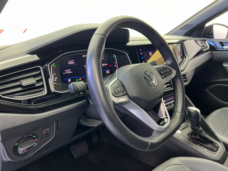 VolksWagen Nivus Highline 1.0 200 TSI Flex Aut.