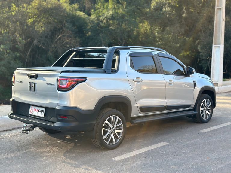 Fiat Strada Volcano 1.3 Flex 8V CD