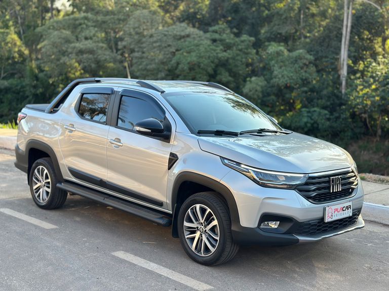 Fiat Strada Volcano 1.3 Flex 8V CD