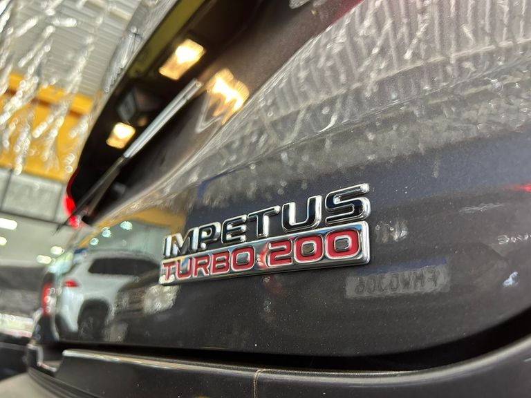 Fiat Fastback Impetus 1.0 200 T. Flex Aut