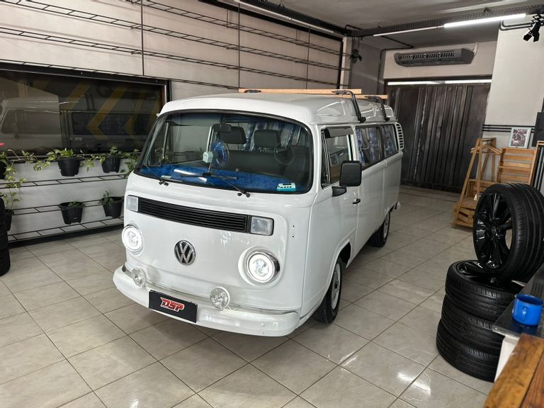 VolksWagen Kombi Lotação 1.6 MPi