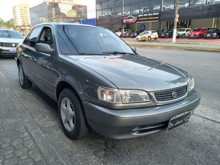 Toyota Corolla XEi 1.8/1.8 Flex 16V Aut.