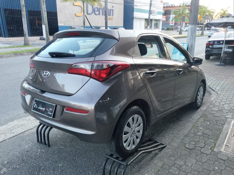 Hyundai HB20 Unique 1.0 Flex 12V Mec.