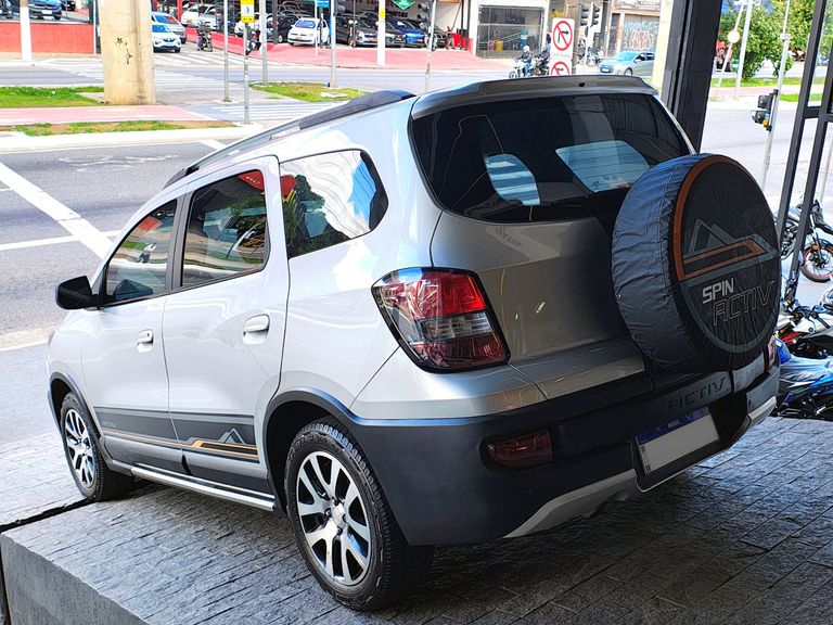 Chevrolet SPIN ACTIV 1.8 8V Econo. Flex 5p Aut.