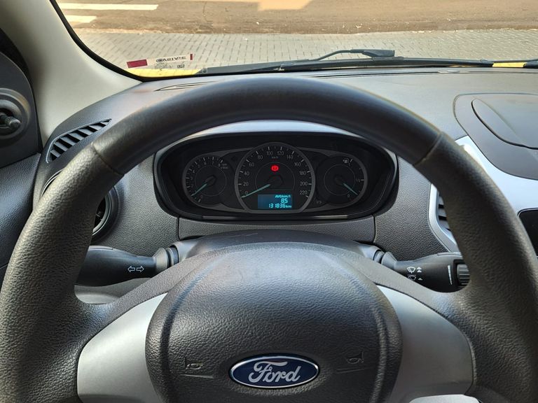 Ford Ka 1.5 SE 12V Flex 5p Mec.