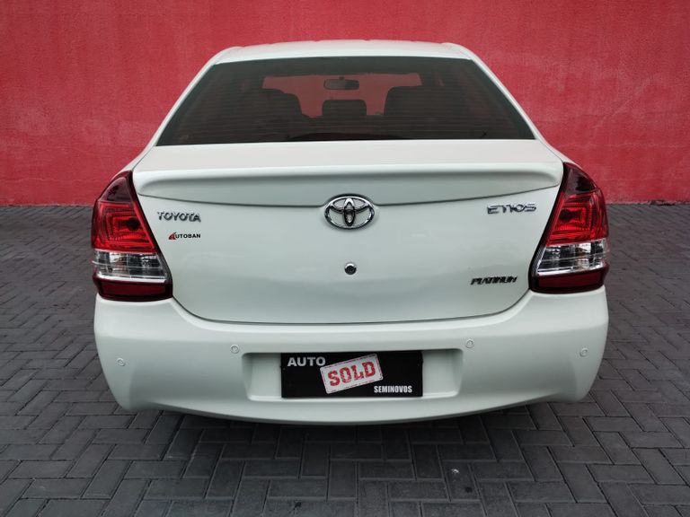 Toyota ETIOS PLATINUM Sed. 1.5 Flex 16V 4p Aut.