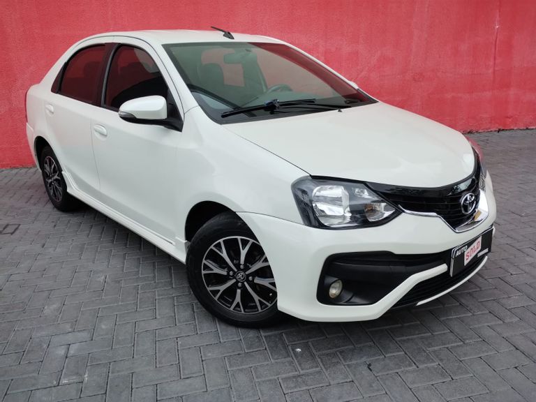 Toyota ETIOS PLATINUM Sed. 1.5 Flex 16V 4p Aut.