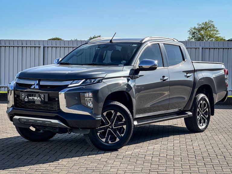 Mitsubishi L200 Triton Sport HPE 2.4 CD Diesel Aut.