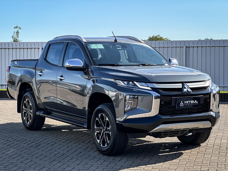 Mitsubishi L200 Triton Sport HPE 2.4 CD Diesel Aut.