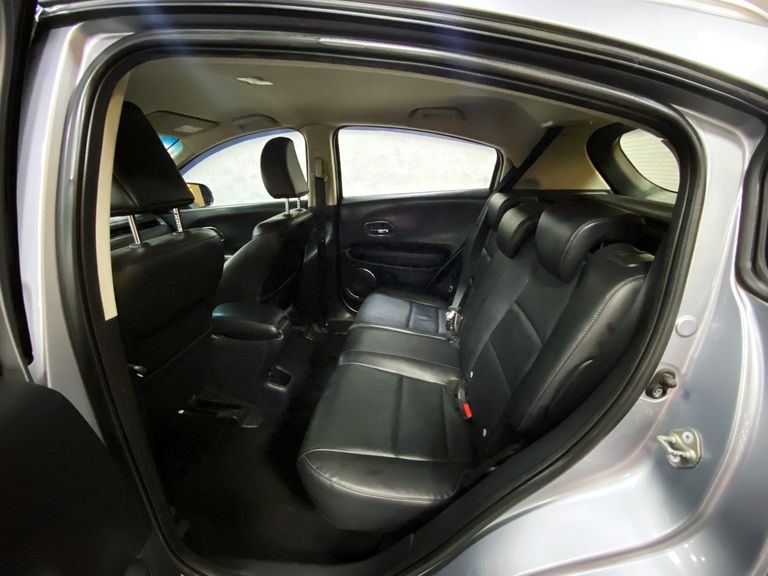 Honda HR-V Touring 1.8 Flexone 16V 5p Aut.