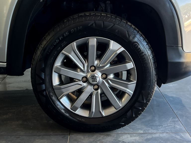 Fiat Strada Freedom 1.3 Flex 8V CD